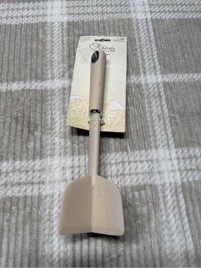 Ocean Silicone Spatula - Beige